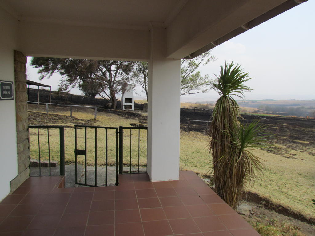 Pumula Guest Farm Villa Fouriesburg Exterior foto